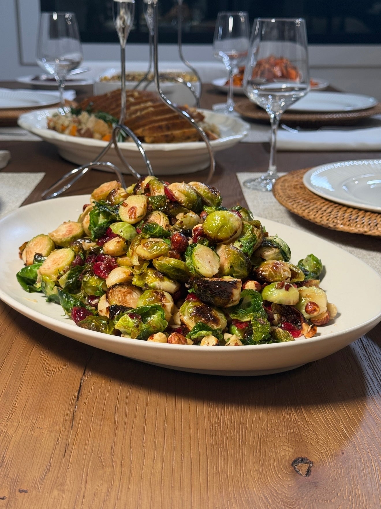 Ultimate Vegan Feast (Serves 5–8)