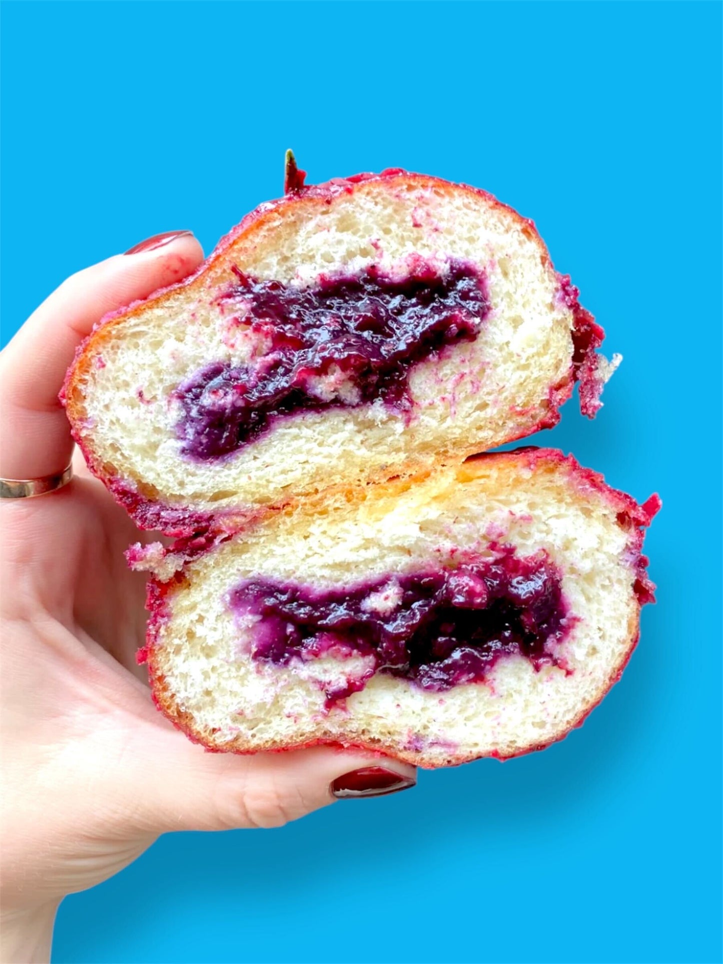 Unregular Bakery - Blueberry Rosemary Doughnut